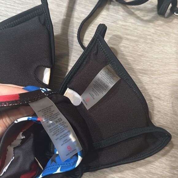 Bundle 3 for $8 - Picture 7 of 7